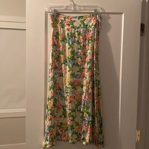 Floral midi skirt NEW WITHOUT TAGS